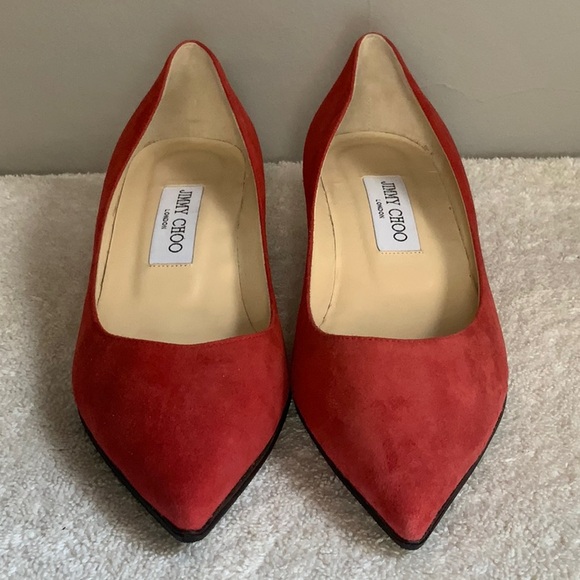 Jimmy Choo Red Suede Flats with a Pointed Toe (EU 36.5 /US 6.5) - Picture 2 of 6
